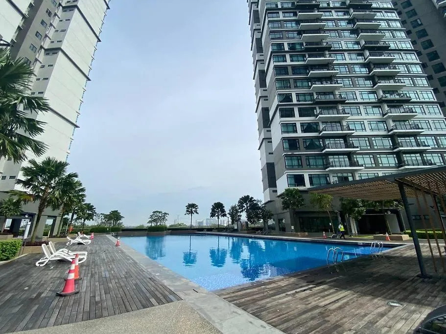 Vesta Homes Molek Regency With City View, Johor Bahru